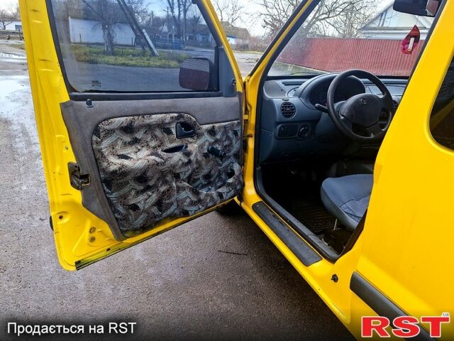 Рено Кенгу, объемом двигателя 20 л и пробегом 235 тыс. км за 2750 $, фото 7 на Automoto.ua
