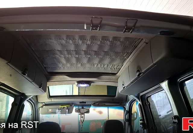 Рено Кенгу, объемом двигателя 1.6 л и пробегом 430 тыс. км за 3800 $, фото 2 на Automoto.ua