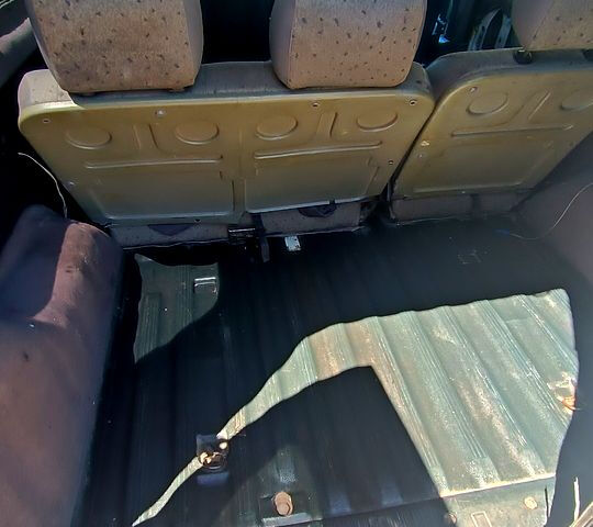 Рено Кенгу, объемом двигателя 1.9 л и пробегом 320 тыс. км за 2100 $, фото 7 на Automoto.ua