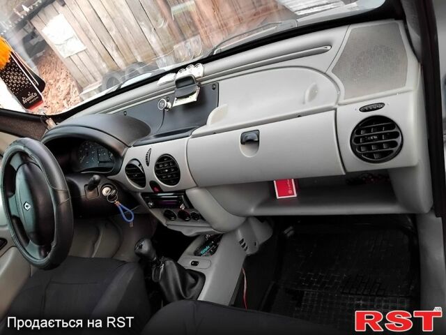 Рено Кенгу, объемом двигателя 16 л и пробегом 100 тыс. км за 3300 $, фото 1 на Automoto.ua