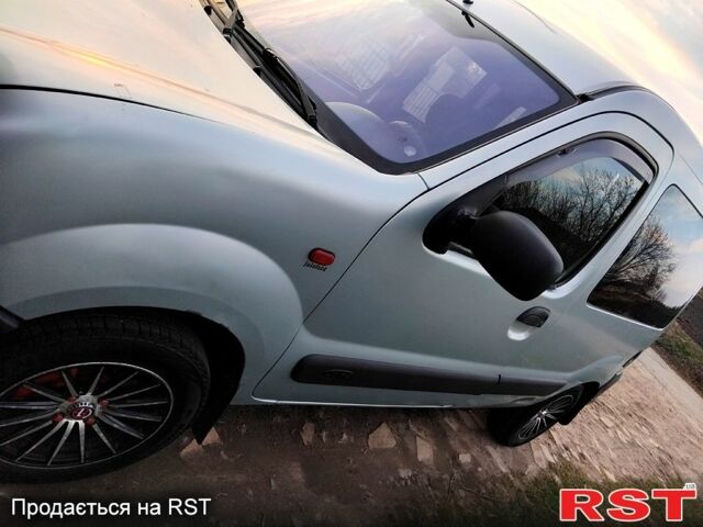 Рено Кенгу, объемом двигателя 16 л и пробегом 100 тыс. км за 3300 $, фото 3 на Automoto.ua