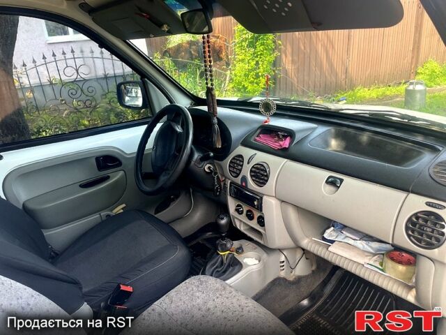Рено Кенгу, объемом двигателя 1.4 л и пробегом 200 тыс. км за 3000 $, фото 3 на Automoto.ua
