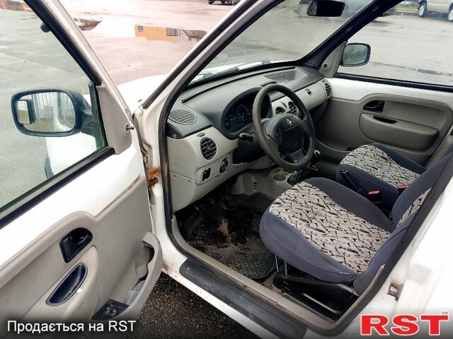 Рено Кєнгу, об'ємом двигуна 15 л та пробігом 297 тис. км за 3500 $, фото 11 на Automoto.ua