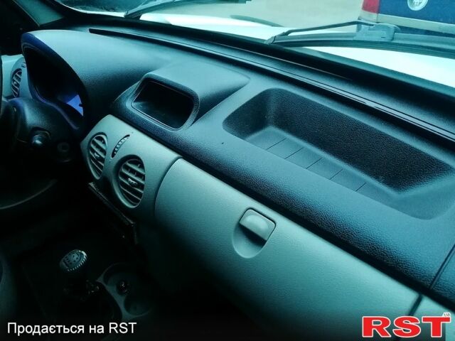 Рено Кєнгу 2006 у Вінниці на Automoto.ua Рено Кєнгу, об'ємом двигуна 1.4 л та пробігом 0 тис. км за 2150 $, фото 4 на Automoto.ua