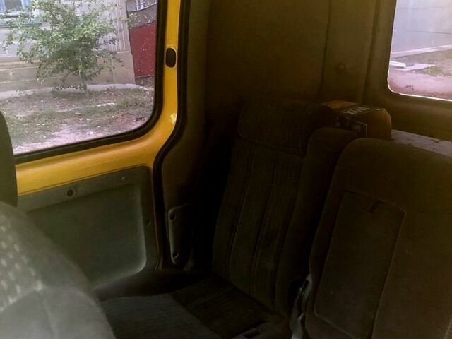Рено Кєнгу, об'ємом двигуна 1.5 л та пробігом 180 тис. км за 3450 $, фото 3 на Automoto.ua