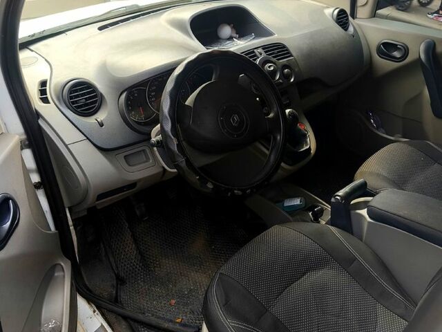 Рено Кєнгу, об'ємом двигуна 1.5 л та пробігом 0 тис. км за 4200 $, фото 5 на Automoto.ua