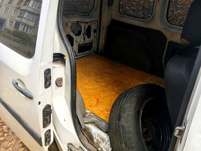 Рено Кєнгу, об'ємом двигуна 1.5 л та пробігом 0 тис. км за 4200 $, фото 3 на Automoto.ua