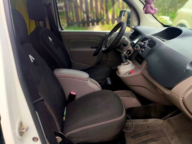 Рено Кенгу, объемом двигателя 1.5 л и пробегом 312 тыс. км за 4700 $, фото 4 на Automoto.ua