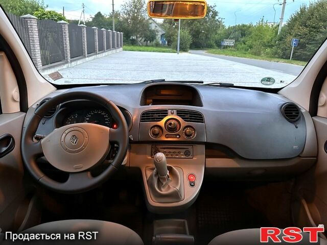 Рено Кенгу, объемом двигателя 1.6 л и пробегом 198 тыс. км за 7500 $, фото 5 на Automoto.ua