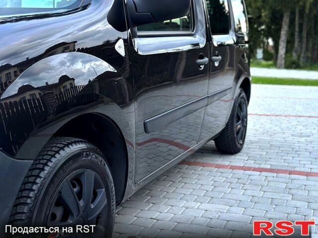 Рено Кенгу, объемом двигателя 1.6 л и пробегом 198 тыс. км за 7500 $, фото 7 на Automoto.ua