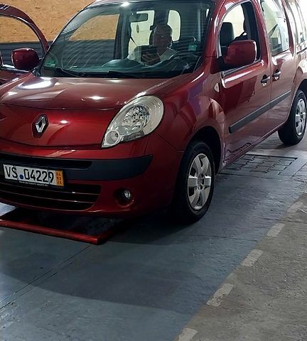 Рено Кенгу, объемом двигателя 15 л и пробегом 250 тыс. км за 9200 $, фото 9 на Automoto.ua