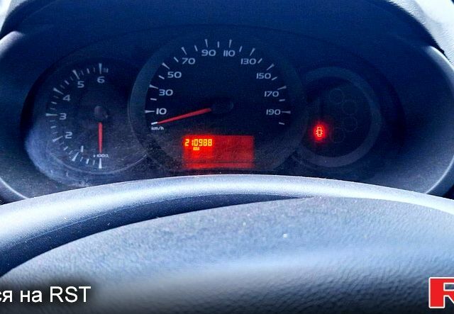 Рено Кенгу 2013 в Одессе на Automoto.ua Рено Кенгу, объемом двигателя 1.5 л и пробегом 211 тыс. км за 10700 $, фото 6 на Automoto.ua
