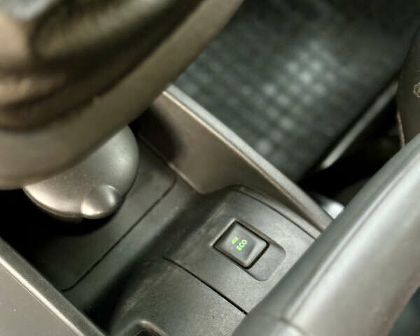 Рено Кенгу, объемом двигателя 1.5 л и пробегом 260 тыс. км за 8700 $, фото 21 на Automoto.ua