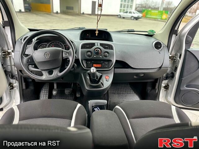Рено Кенгу, объемом двигателя 15 л и пробегом 210 тыс. км за 9700 $, фото 6 на Automoto.ua