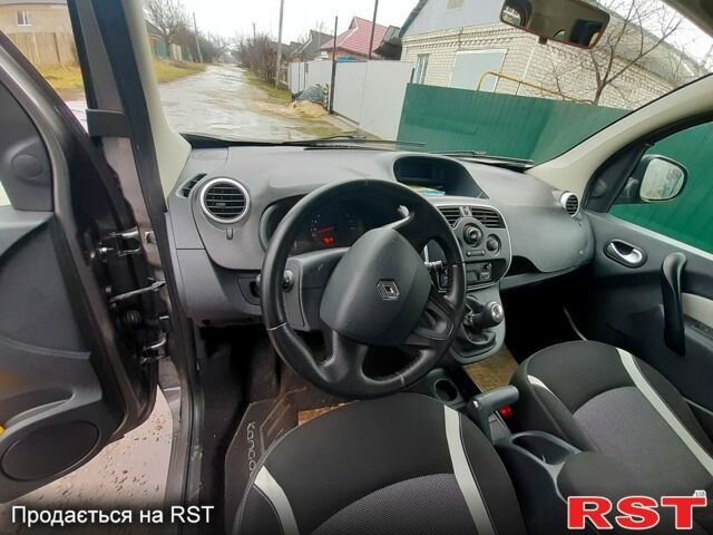 Рено Кенгу, объемом двигателя 1.5 л и пробегом 156 тыс. км за 10850 $, фото 3 на Automoto.ua