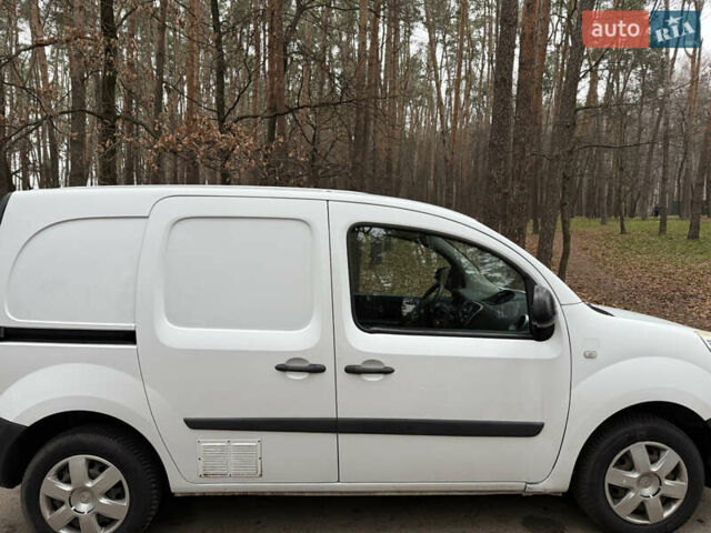 Рено Кєнгу, об'ємом двигуна 1.5 л та пробігом 275 тис. км за 7800 $, фото 6 на Automoto.ua