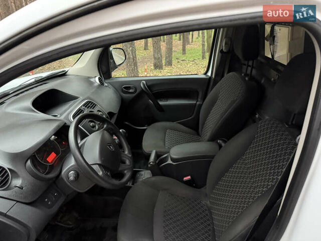 Рено Кєнгу, об'ємом двигуна 1.5 л та пробігом 275 тис. км за 7800 $, фото 16 на Automoto.ua