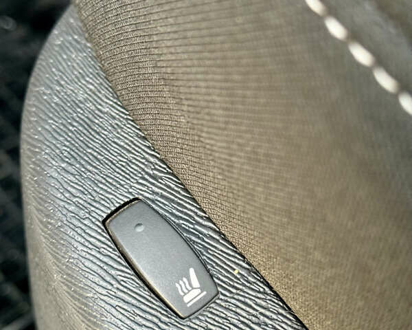 Рено Кенгу, объемом двигателя 1.5 л и пробегом 260 тыс. км за 8700 $, фото 23 на Automoto.ua