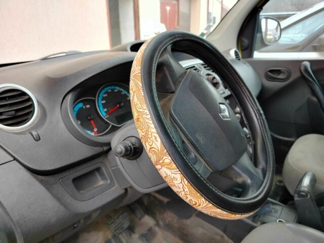 Рено Кенгу, объемом двигателя 0 л и пробегом 0 тыс. км за 3900 $, фото 4 на Automoto.ua