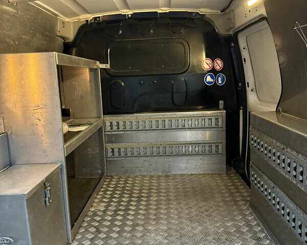 Рено Кєнгу, об'ємом двигуна 1.5 л та пробігом 275 тис. км за 7800 $, фото 19 на Automoto.ua