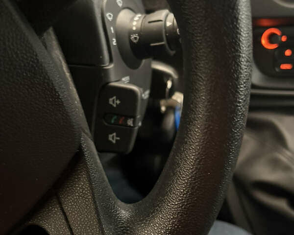 Рено Кенгу, объемом двигателя 0 л и пробегом 23 тыс. км за 9100 $, фото 19 на Automoto.ua