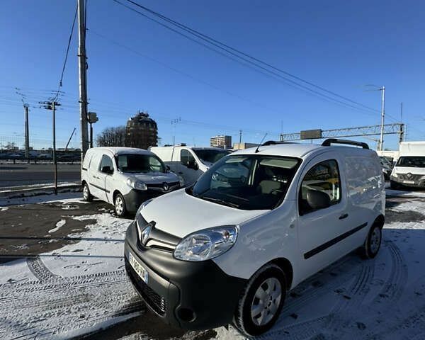 Рено Кенгу, объемом двигателя 4.25 л и пробегом 190 тыс. км за 11700 $, фото 9 на Automoto.ua