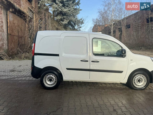 Рено Кенгу, объемом двигателя 0 л и пробегом 150 тыс. км за 9900 $, фото 11 на Automoto.ua