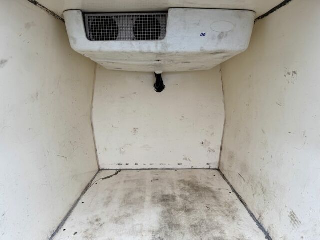 Рено Кенгу, объемом двигателя 0 л и пробегом 0 тыс. км за 3800 $, фото 17 на Automoto.ua