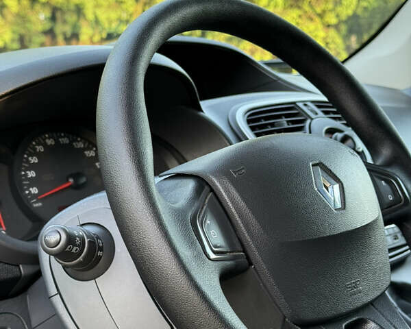Рено Кєнгу, об'ємом двигуна 1.5 л та пробігом 220 тис. км за 9500 $, фото 39 на Automoto.ua