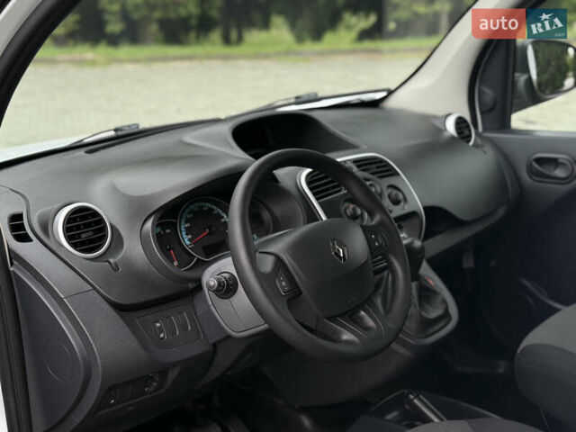 Рено Кенгу, объемом двигателя 0 л и пробегом 76 тыс. км за 11300 $, фото 24 на Automoto.ua