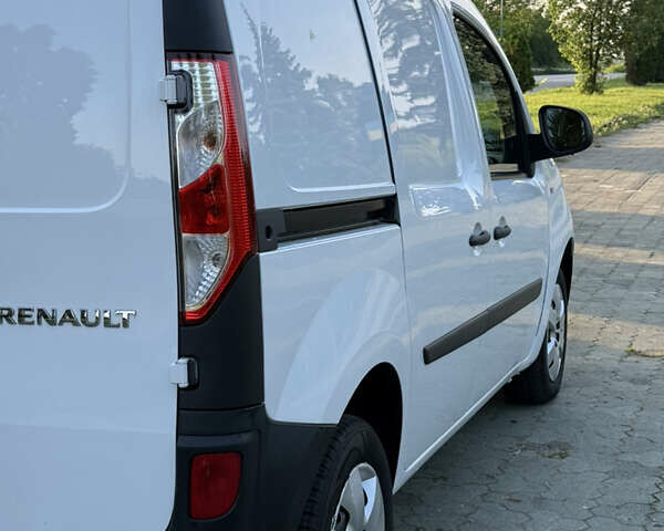 Рено Кєнгу, об'ємом двигуна 1.5 л та пробігом 220 тис. км за 9500 $, фото 17 на Automoto.ua