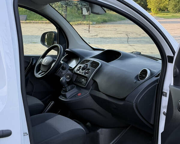 Рено Кєнгу, об'ємом двигуна 1.5 л та пробігом 220 тис. км за 9500 $, фото 36 на Automoto.ua