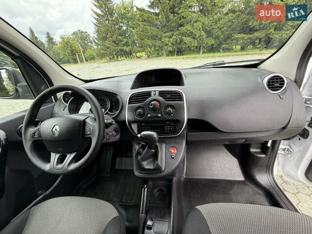 Рено Кенгу, объемом двигателя 0 л и пробегом 76 тыс. км за 11300 $, фото 27 на Automoto.ua