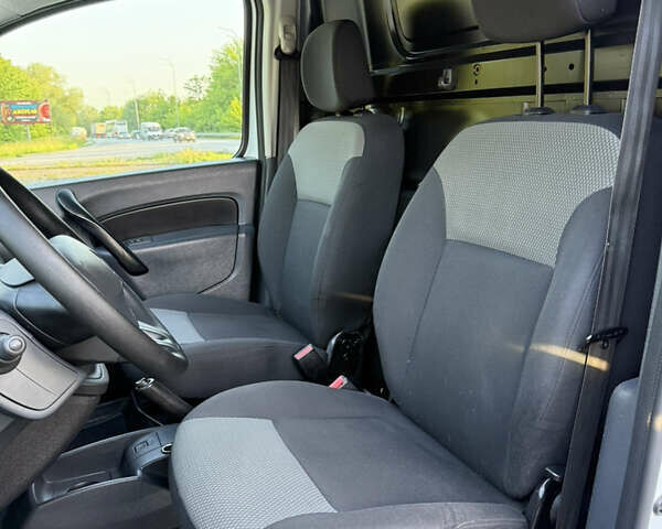 Рено Кєнгу, об'ємом двигуна 1.5 л та пробігом 220 тис. км за 9500 $, фото 34 на Automoto.ua