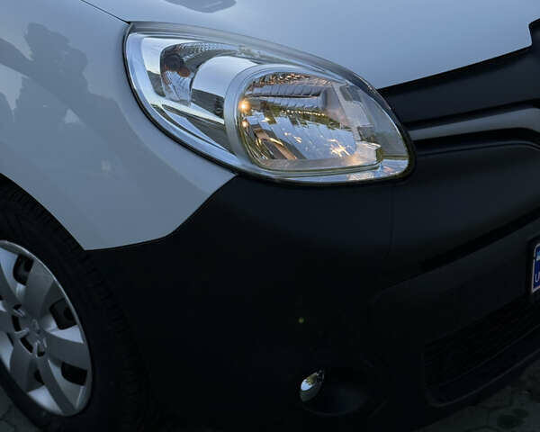 Рено Кєнгу, об'ємом двигуна 1.5 л та пробігом 220 тис. км за 9500 $, фото 6 на Automoto.ua