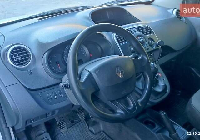 Рено Кенгу, объемом двигателя 14.61 л и пробегом 240 тыс. км за 8500 $, фото 12 на Automoto.ua