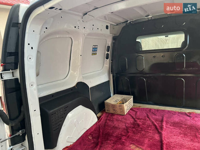 Рено Кенгу, объемом двигателя 1.46 л и пробегом 188 тыс. км за 8999 $, фото 23 на Automoto.ua