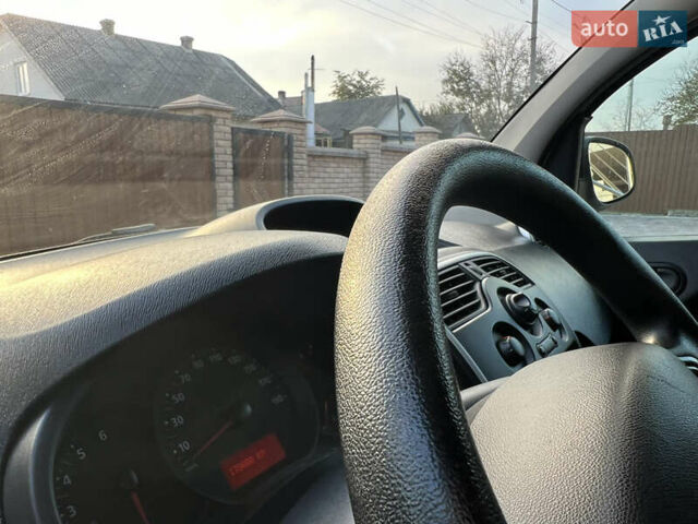 Рено Кенгу, объемом двигателя 1.46 л и пробегом 188 тыс. км за 8999 $, фото 16 на Automoto.ua