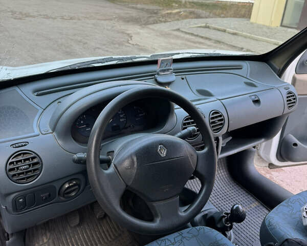 Рено Кєнгу, об'ємом двигуна 1.9 л та пробігом 195 тис. км за 2650 $, фото 28 на Automoto.ua