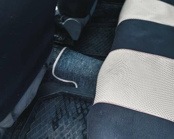 Рено Кенгу, объемом двигателя 1.5 л и пробегом 184 тыс. км за 4000 $, фото 5 на Automoto.ua
