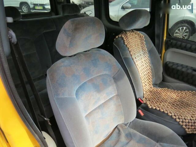 Рено Кєнгу, об'ємом двигуна 1.5 л та пробігом 174 тис. км за 3800 $, фото 15 на Automoto.ua