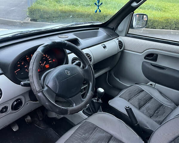 Рено Кєнгу, об'ємом двигуна 1.5 л та пробігом 299 тис. км за 3150 $, фото 5 на Automoto.ua