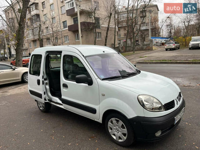 Рено Кенгу, объемом двигателя 1.5 л и пробегом 290 тыс. км за 4500 $, фото 12 на Automoto.ua