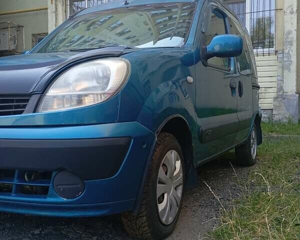 Рено Кенгу, объемом двигателя 1.6 л и пробегом 245 тыс. км за 3800 $, фото 6 на Automoto.ua