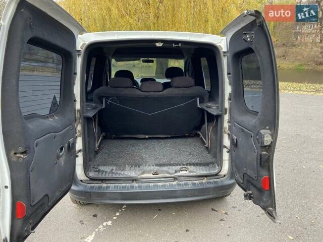 Рено Кенгу, объемом двигателя 1.46 л и пробегом 220 тыс. км за 5200 $, фото 18 на Automoto.ua