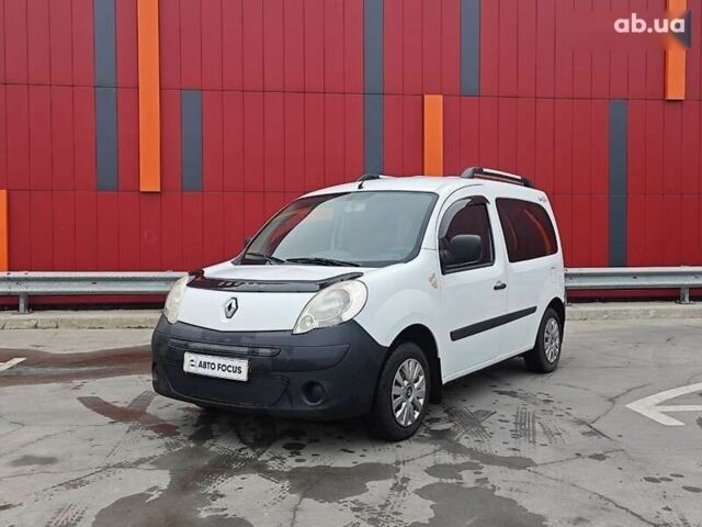 Рено Кенгу, объемом двигателя 1.5 л и пробегом 300 тыс. км за 5990 $, фото 3 на Automoto.ua