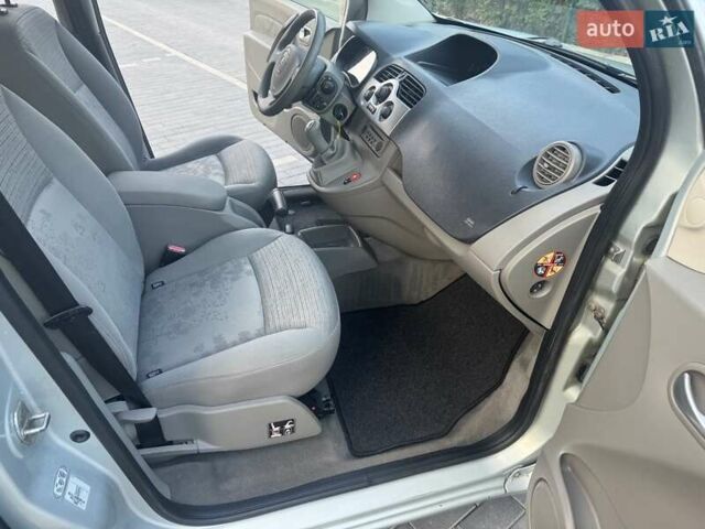 Рено Кенгу, объемом двигателя 1.6 л и пробегом 207 тыс. км за 7700 $, фото 37 на Automoto.ua