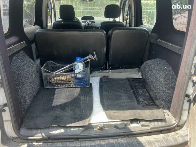 Рено Кенгу, объемом двигателя 0 л и пробегом 255 тыс. км за 5999 $, фото 8 на Automoto.ua