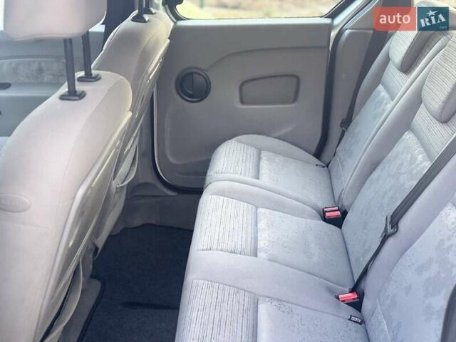 Рено Кенгу, объемом двигателя 1.6 л и пробегом 207 тыс. км за 7700 $, фото 26 на Automoto.ua