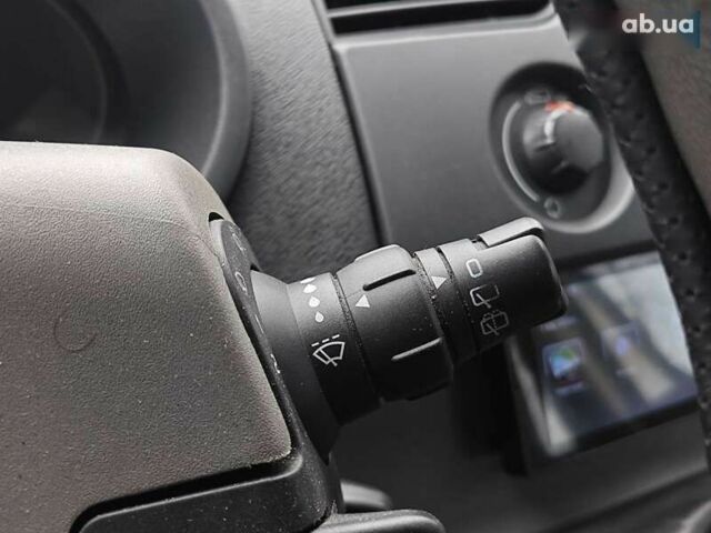Рено Кенгу, объемом двигателя 1.5 л и пробегом 300 тыс. км за 5990 $, фото 16 на Automoto.ua